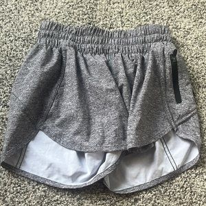 Lululemon track that low rise 4 inch short